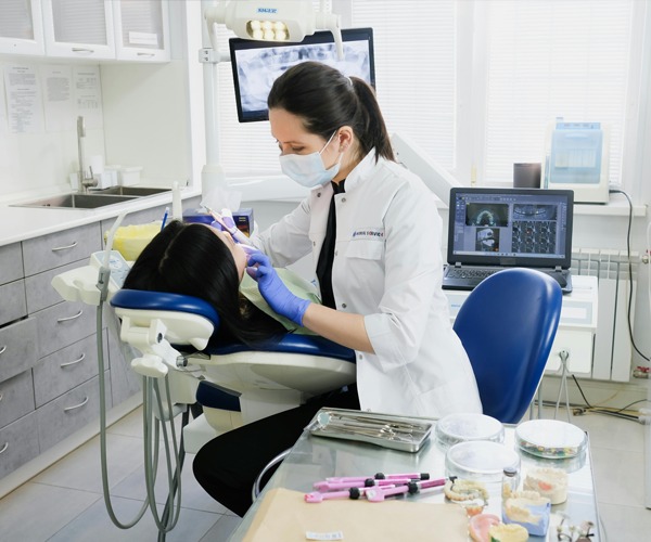 routine dental check-ups Dubai